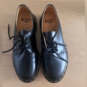 Dr. Martens 1461 Black Leather Oxfords Made in England Size 5.5 Womens